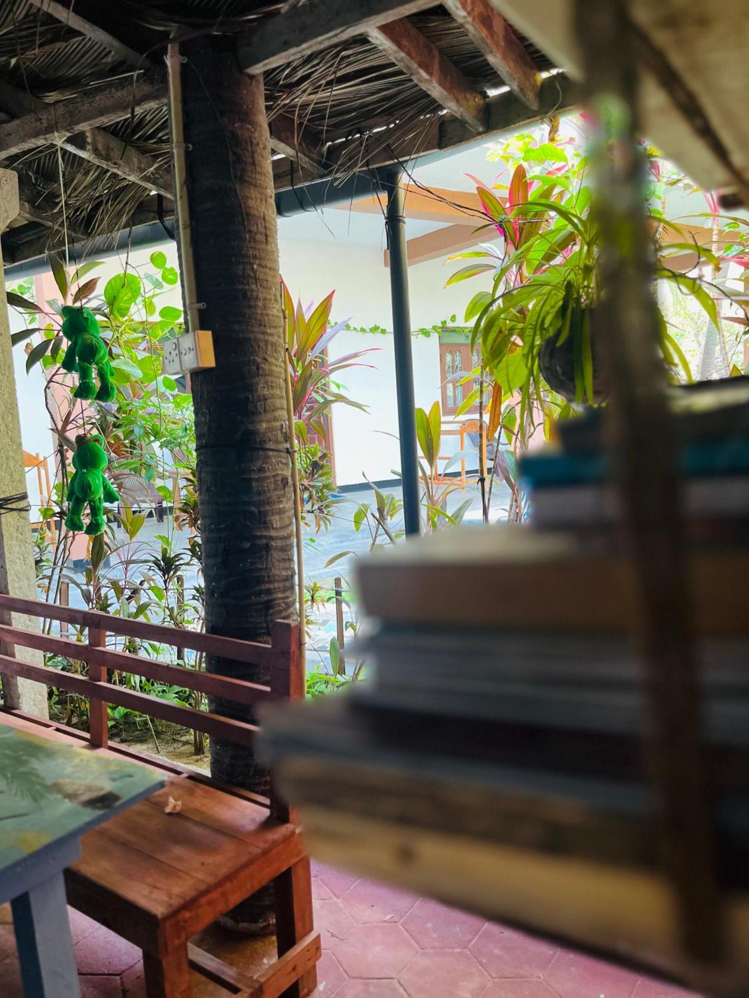 Lobster Inn Trincomalee Kültér fotó