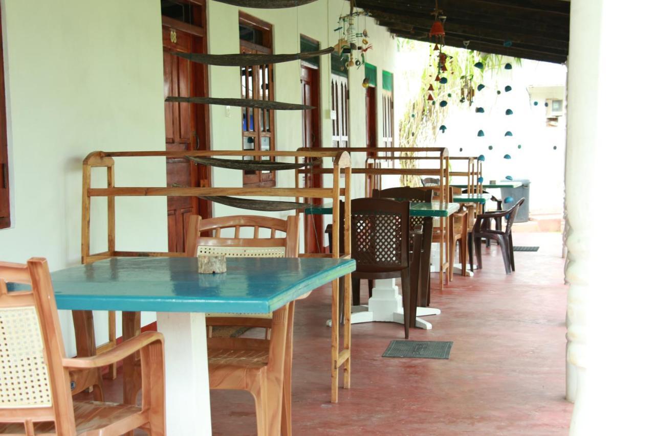 Lobster Inn Trincomalee Kültér fotó